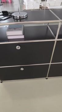 Buffet USM Haller noir graphite avec deux abattants